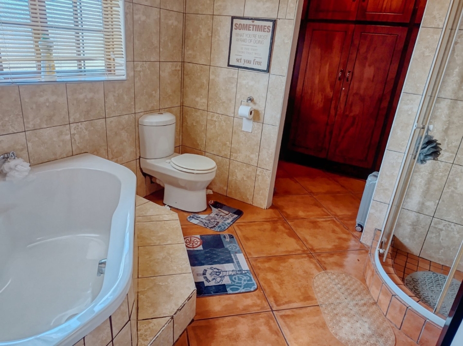 3 Bedroom Property for Sale in White River Ext 49 Mpumalanga