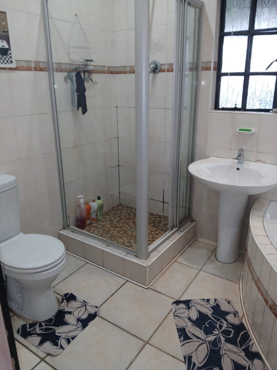 To Let 3 Bedroom Property for Rent in Model Park Mpumalanga