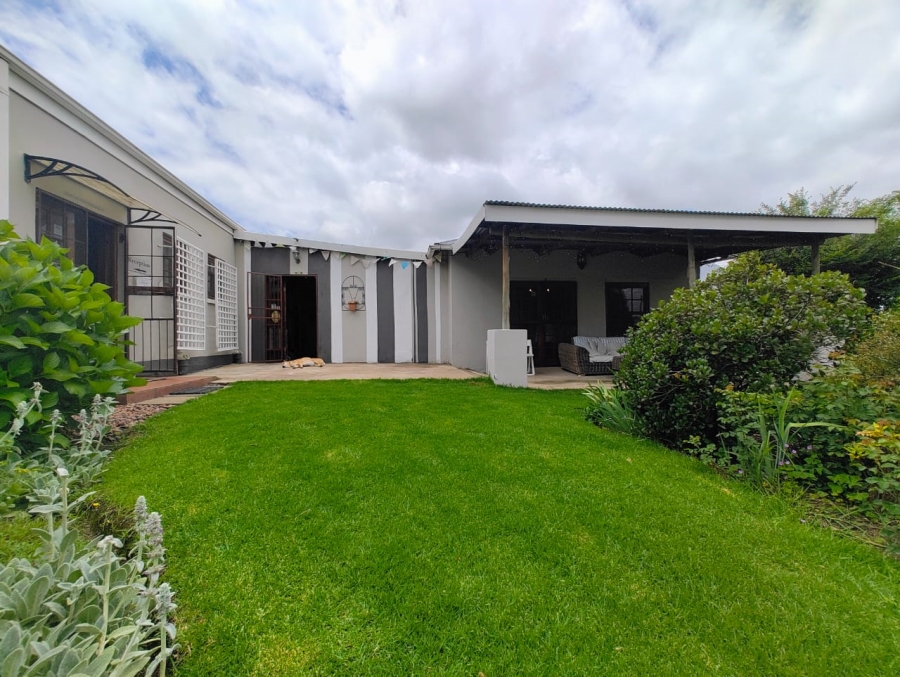 6 Bedroom Property for Sale in Wakkerstroom Mpumalanga