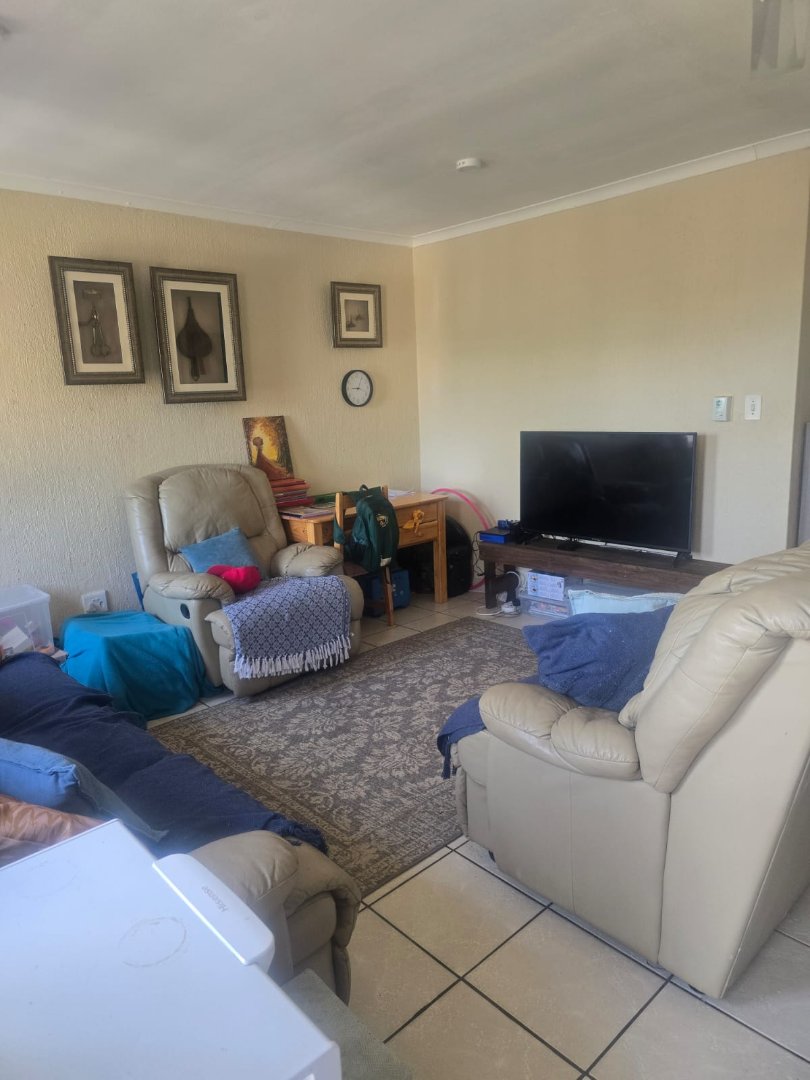 To Let 2 Bedroom Property for Rent in White River Ext 16 Mpumalanga