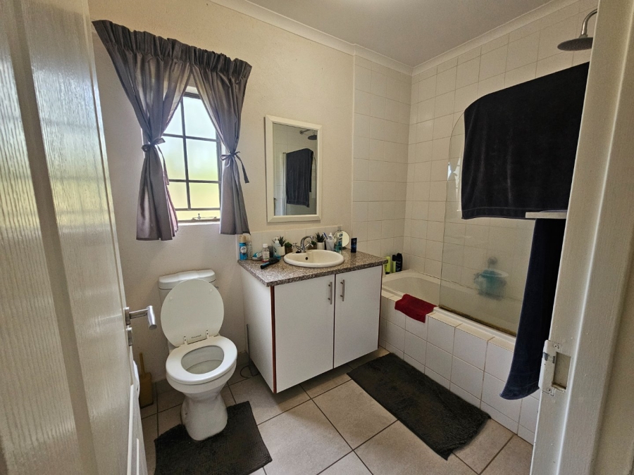 To Let 3 Bedroom Property for Rent in White River Rural Mpumalanga