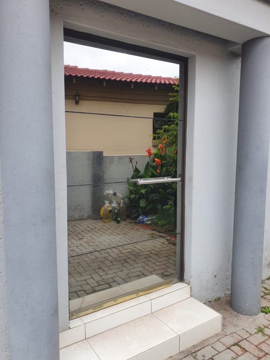 To Let 4 Bedroom Property for Rent in Reyno Ridge Mpumalanga