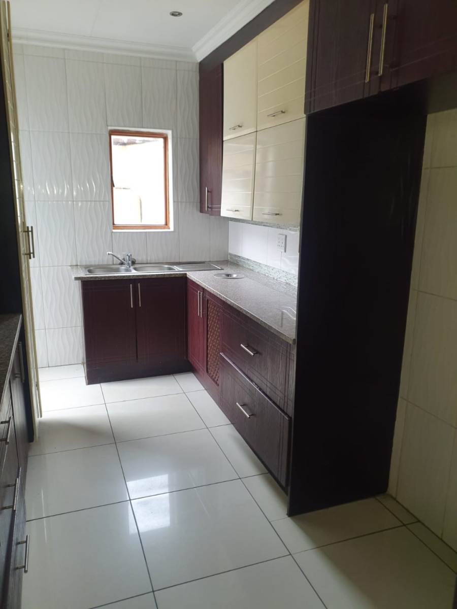 To Let 4 Bedroom Property for Rent in Reyno Ridge Mpumalanga