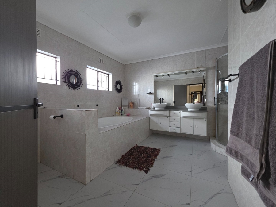 4 Bedroom Property for Sale in Secunda Mpumalanga