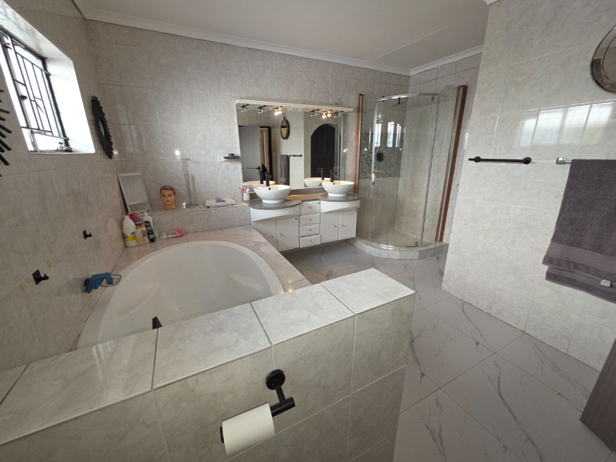 4 Bedroom Property for Sale in Secunda Mpumalanga