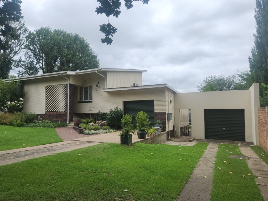 5 Bedroom Property for Sale in Standerton Mpumalanga