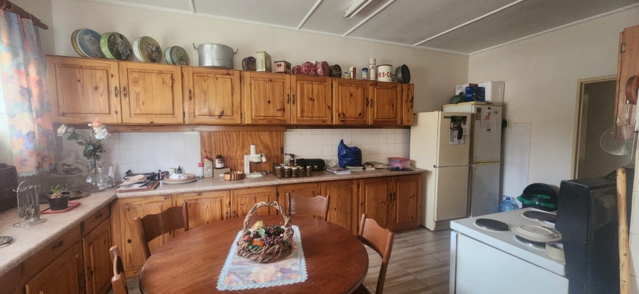 5 Bedroom Property for Sale in Standerton Mpumalanga