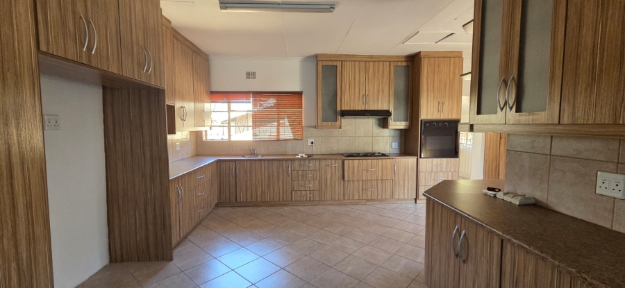 4 Bedroom Property for Sale in Standerton Mpumalanga