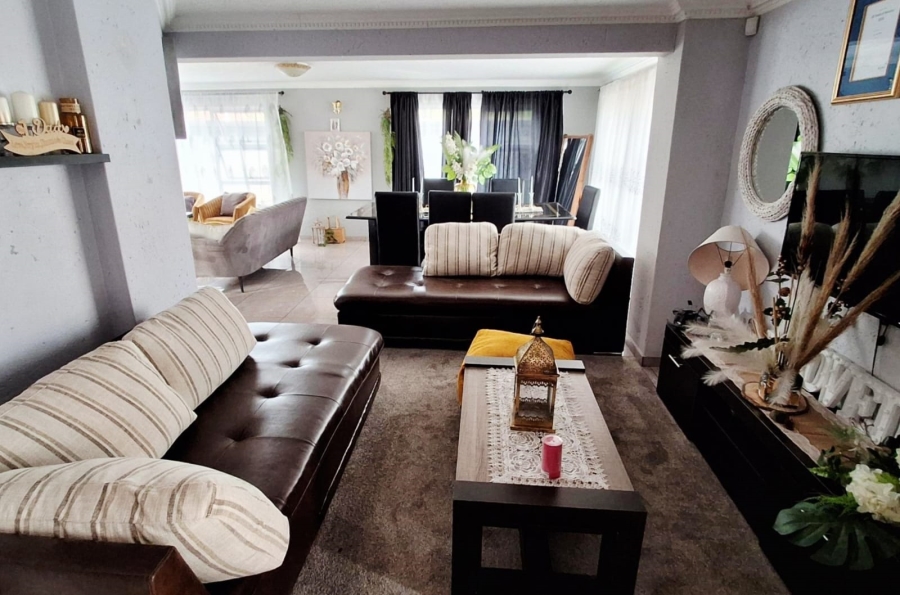 3 Bedroom Property for Sale in Secunda Mpumalanga