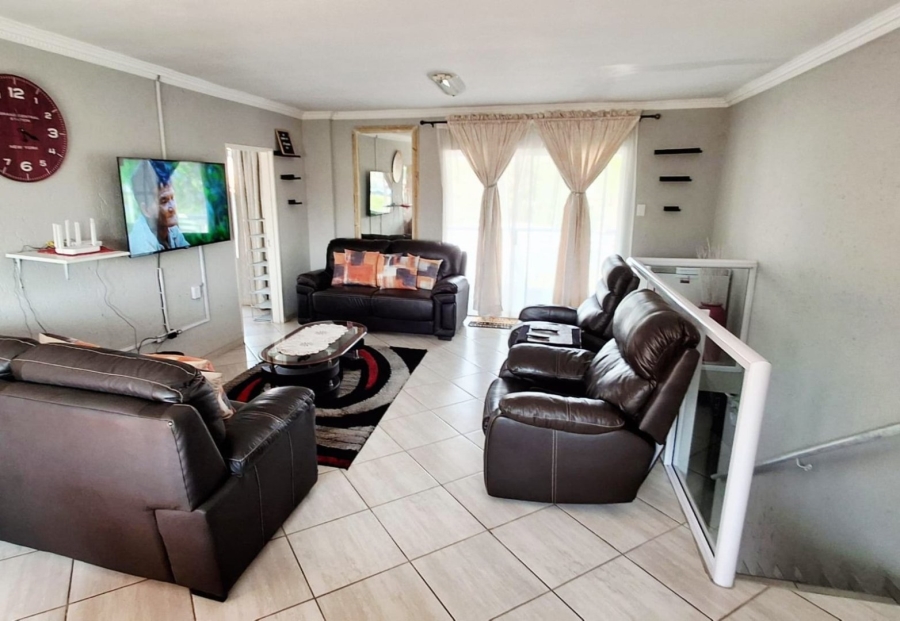 3 Bedroom Property for Sale in Secunda Mpumalanga