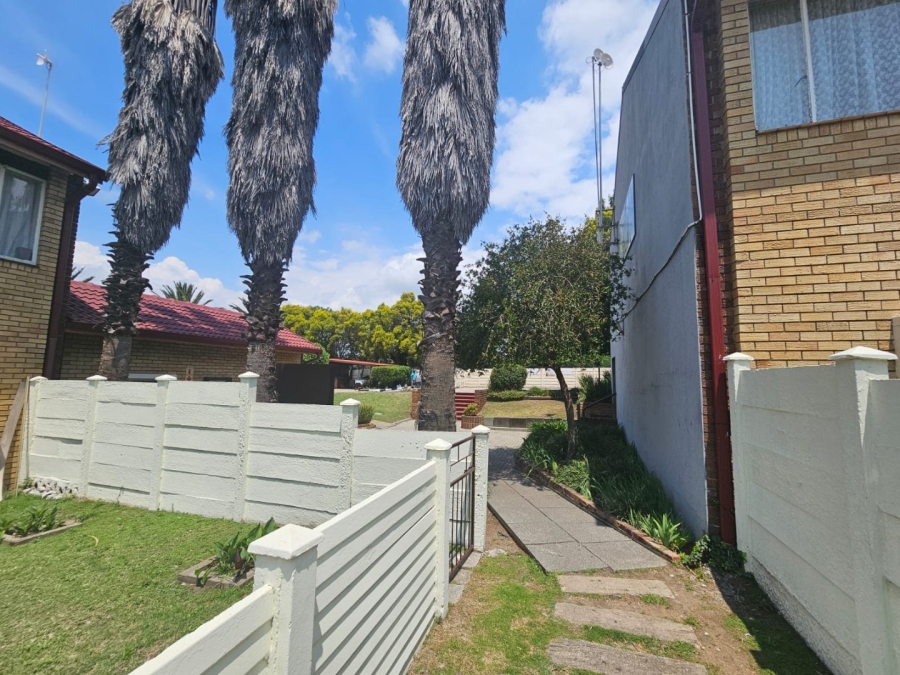 2 Bedroom Property for Sale in Secunda Mpumalanga