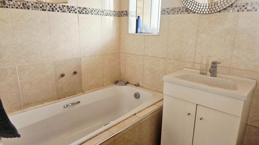 2 Bedroom Property for Sale in Secunda Mpumalanga
