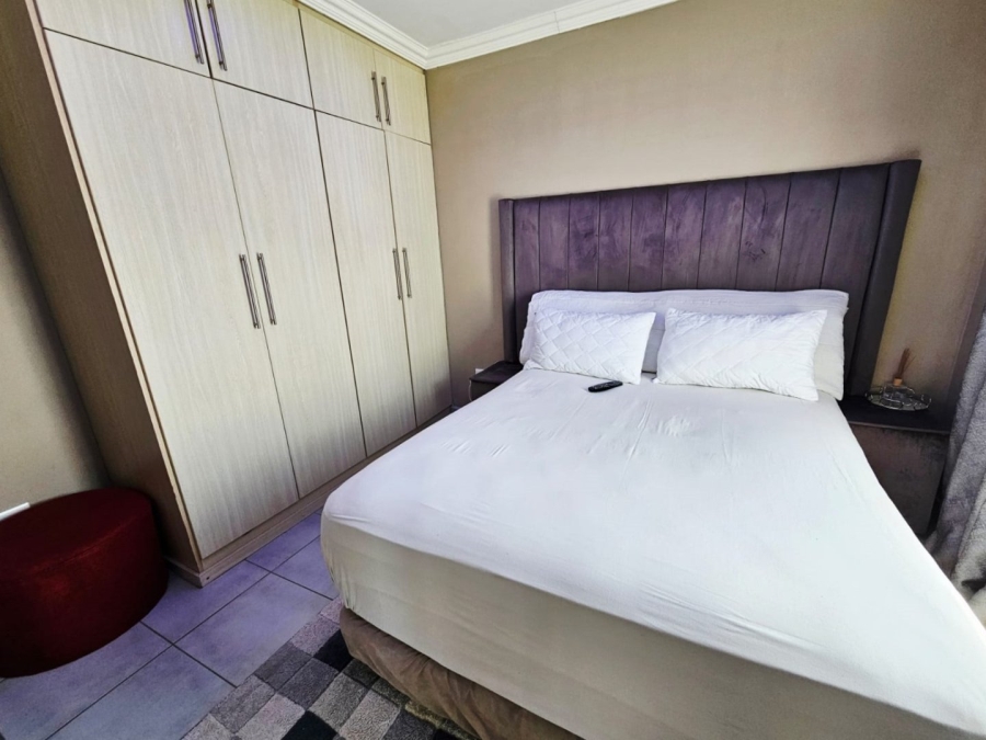 2 Bedroom Property for Sale in Noordrand Mpumalanga