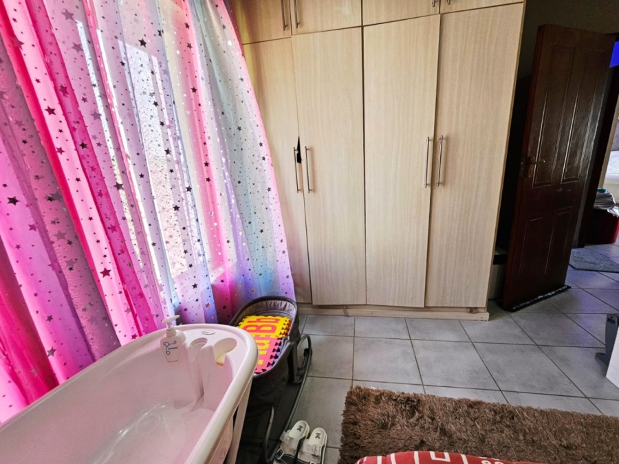 2 Bedroom Property for Sale in Noordrand Mpumalanga