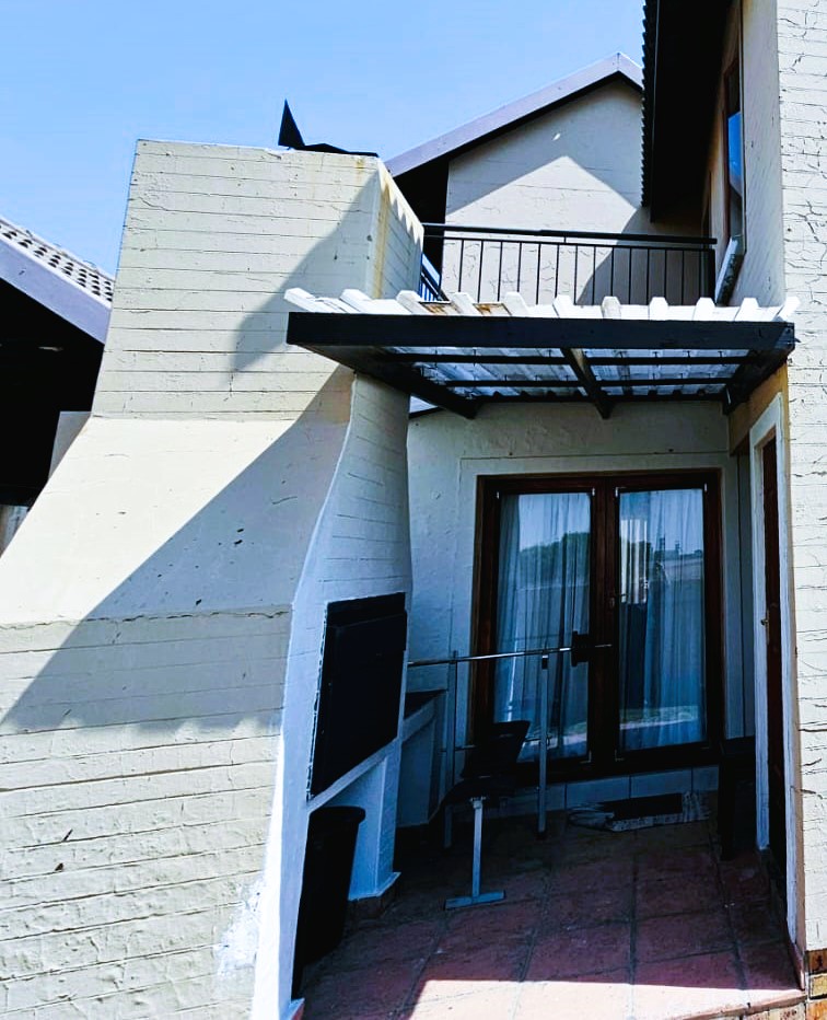 2 Bedroom Property for Sale in Noordrand Mpumalanga