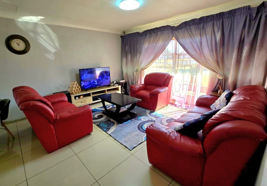 3 Bedroom Property for Sale in Thistle Grove Mpumalanga