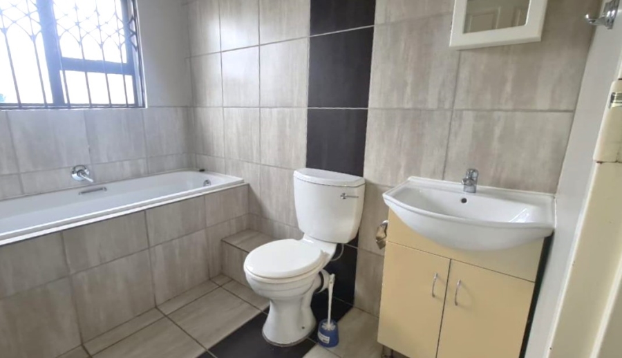 2 Bedroom Property for Sale in Terra Nova Mpumalanga