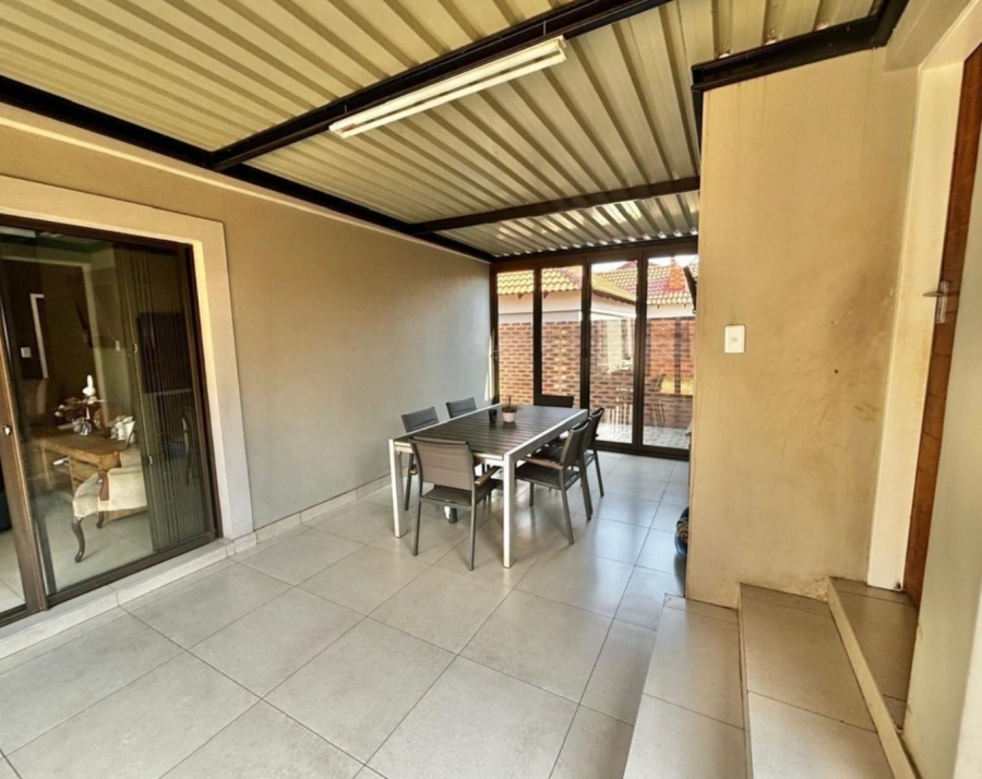 3 Bedroom Property for Sale in Terra Nova Mpumalanga