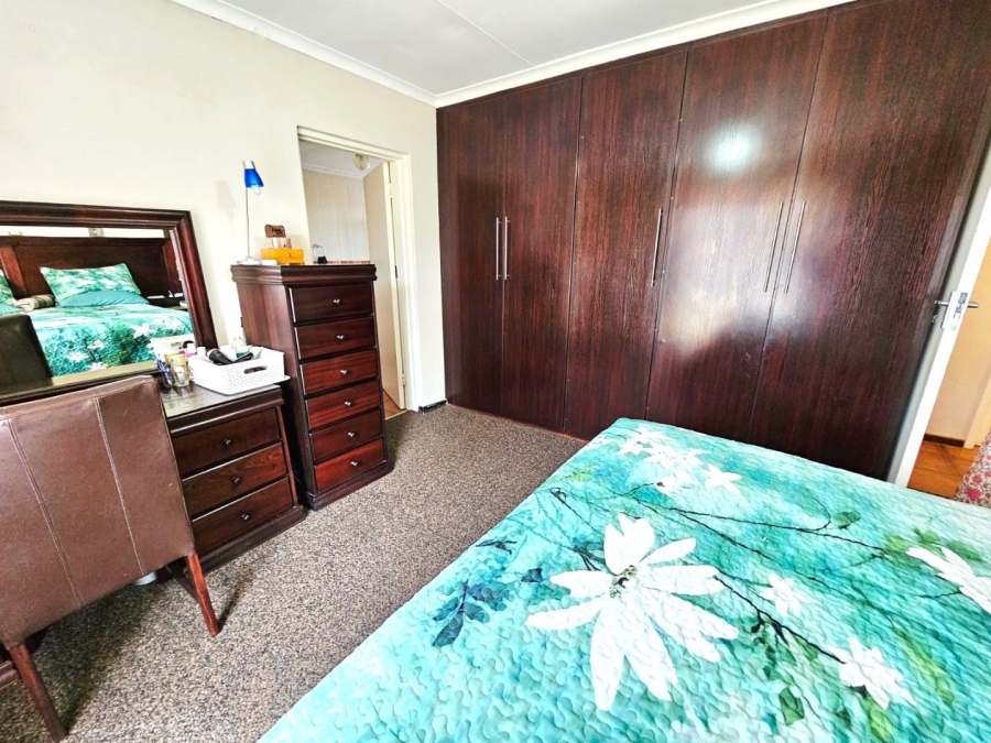 3 Bedroom Property for Sale in Cosmosrand Mpumalanga