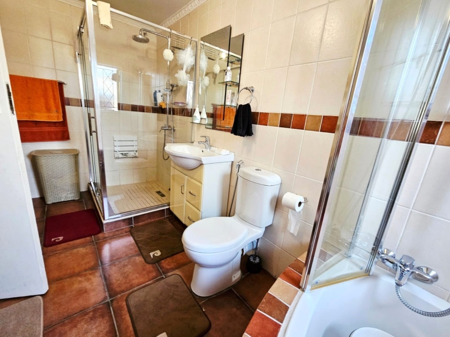 3 Bedroom Property for Sale in Cosmosrand Mpumalanga