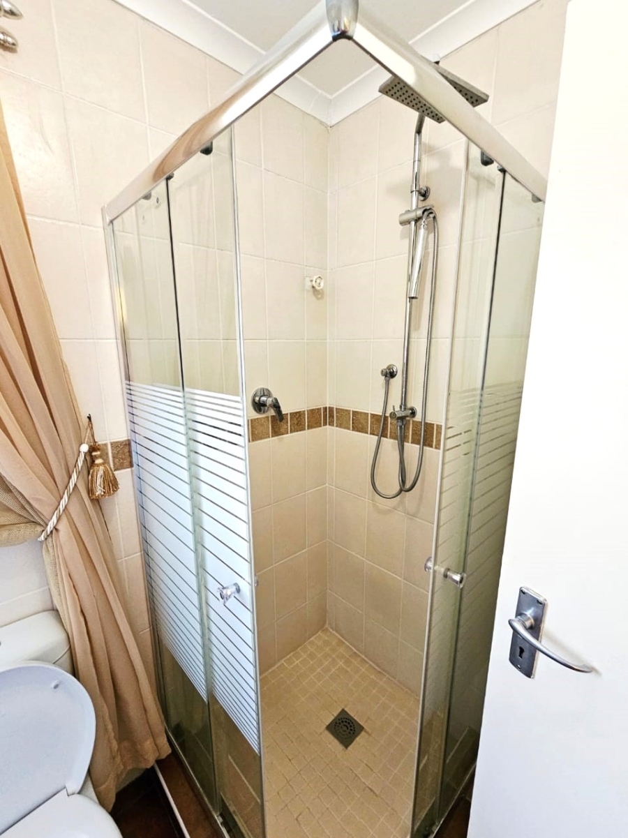 3 Bedroom Property for Sale in Cosmosrand Mpumalanga