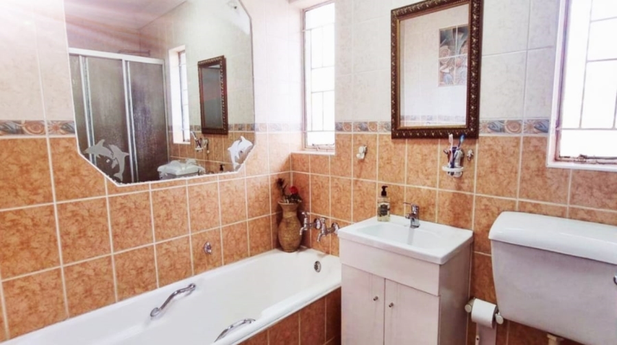 4 Bedroom Property for Sale in Sunset Park Mpumalanga