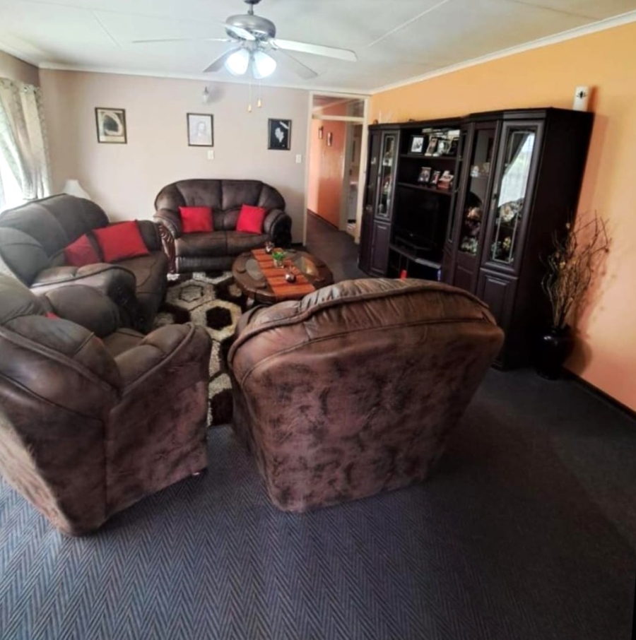 4 Bedroom Property for Sale in Secunda Mpumalanga