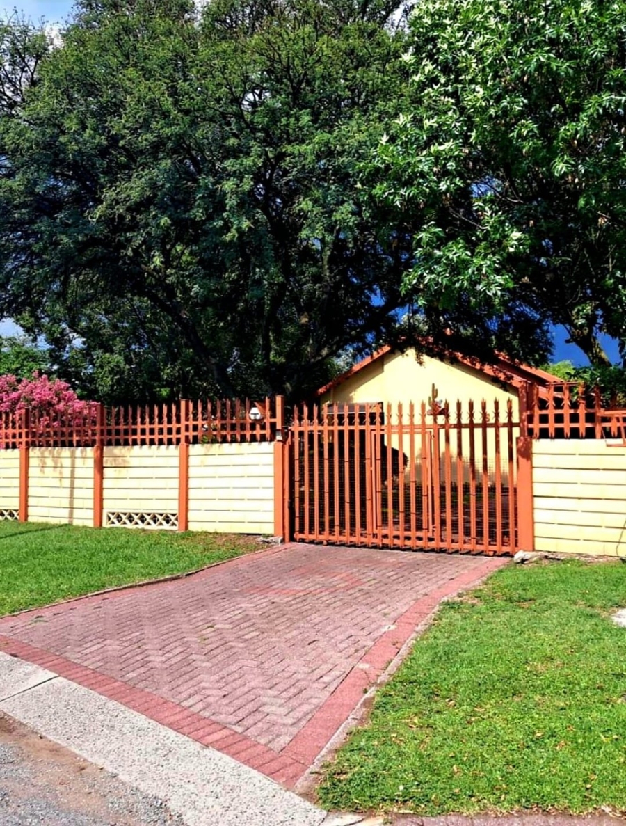 4 Bedroom Property for Sale in Secunda Mpumalanga