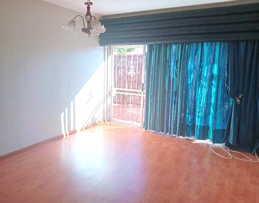 3 Bedroom Property for Sale in Sunset Park Mpumalanga