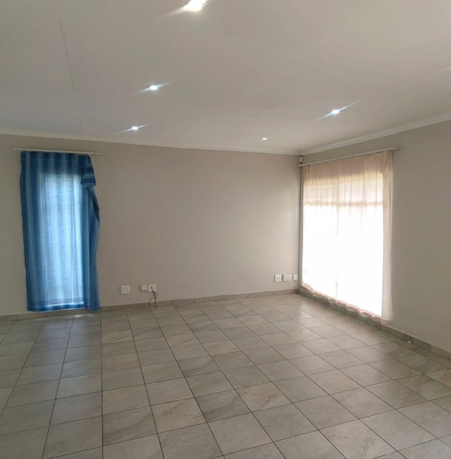 4 Bedroom Property for Sale in Secunda Mpumalanga