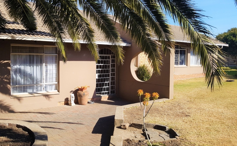 3 Bedroom Property for Sale in Secunda Mpumalanga