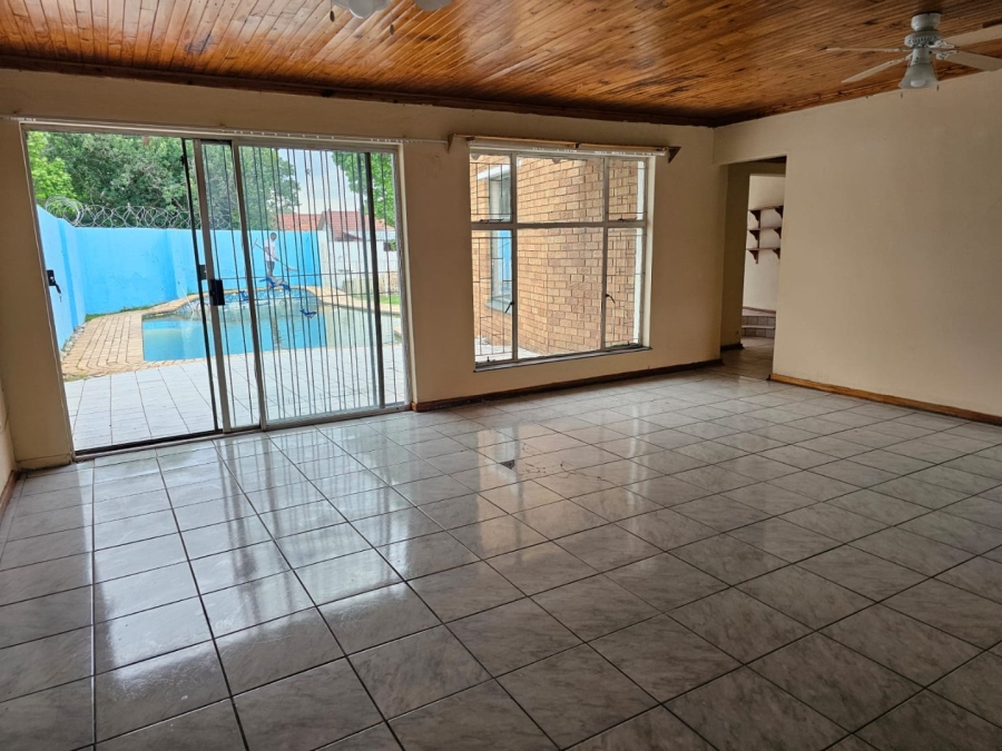 4 Bedroom Property for Sale in Secunda Mpumalanga