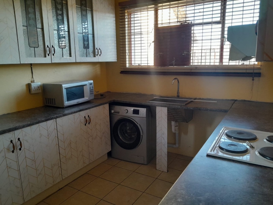 8 Bedroom Property for Sale in Stanfield Hill Mpumalanga
