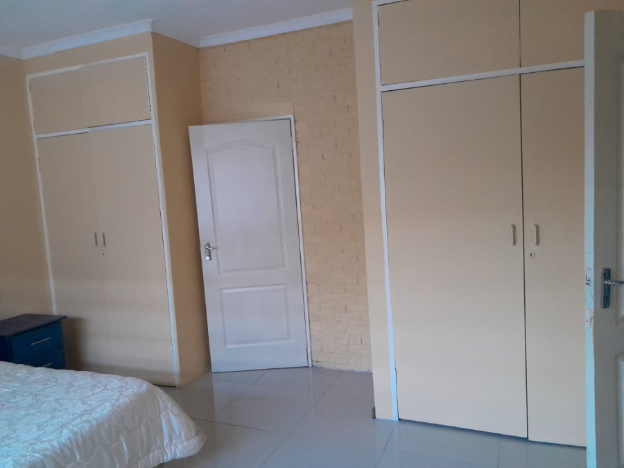 8 Bedroom Property for Sale in Stanfield Hill Mpumalanga