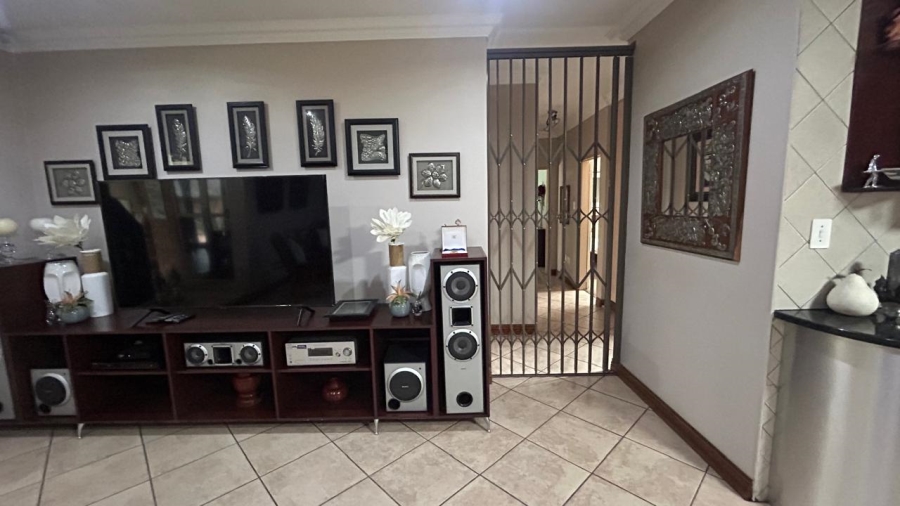 3 Bedroom Property for Sale in Aerorand Mpumalanga