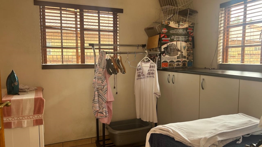 3 Bedroom Property for Sale in Aerorand Mpumalanga