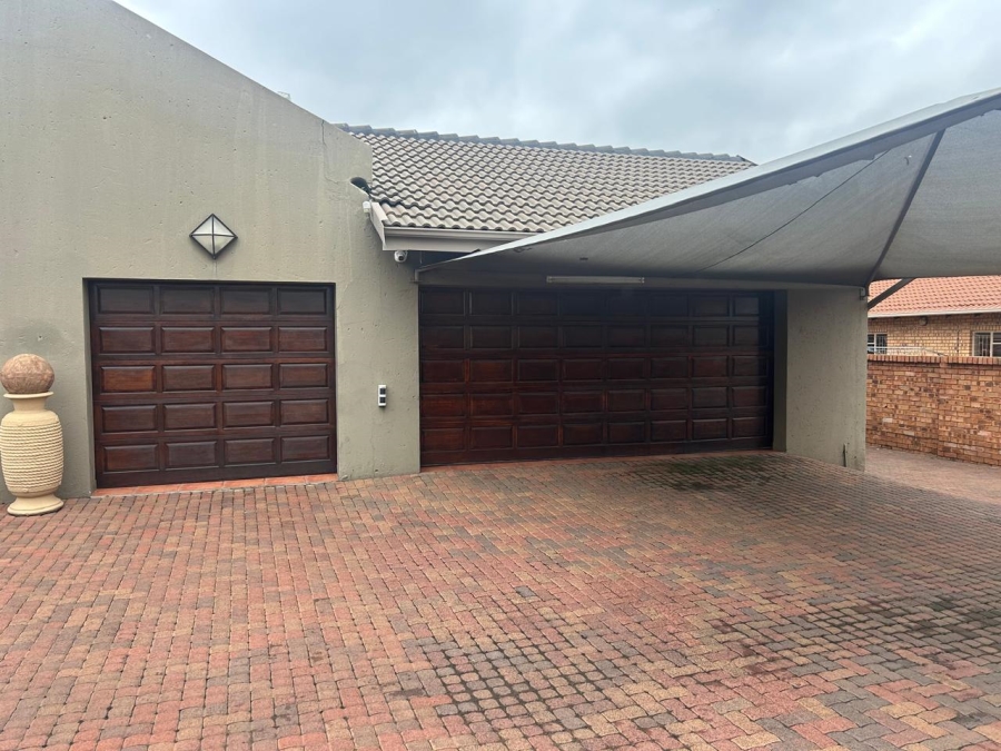 3 Bedroom Property for Sale in Aerorand Mpumalanga