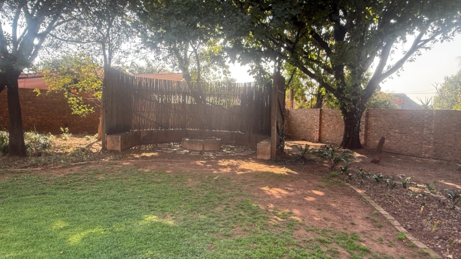 5 Bedroom Property for Sale in Aerorand Mpumalanga