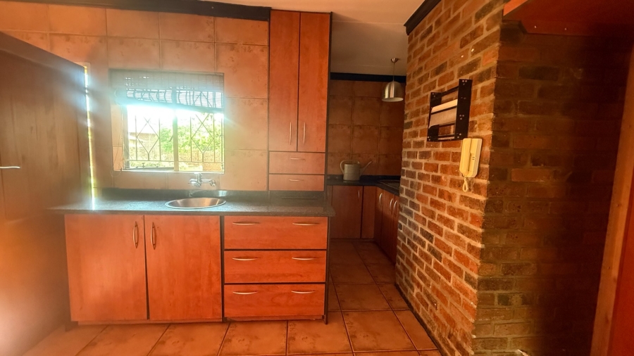 5 Bedroom Property for Sale in Aerorand Mpumalanga