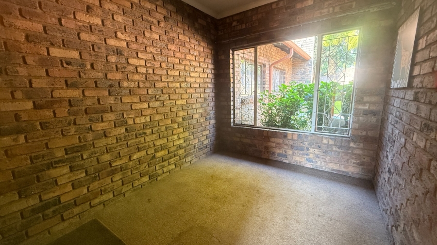5 Bedroom Property for Sale in Aerorand Mpumalanga