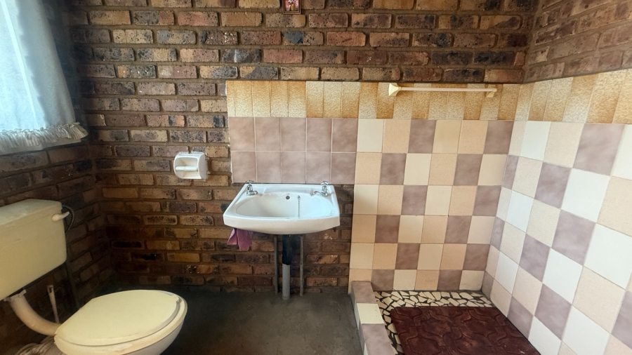 5 Bedroom Property for Sale in Aerorand Mpumalanga