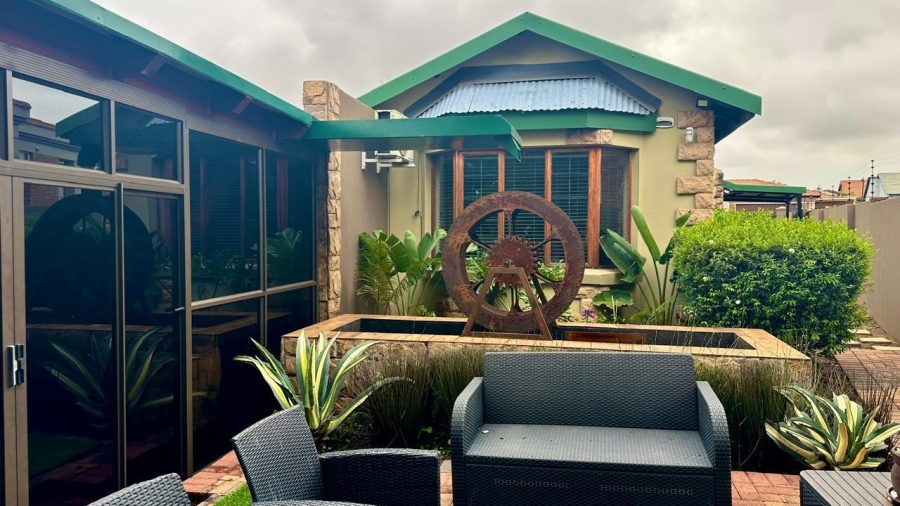 4 Bedroom Property for Sale in Aerorand Mpumalanga