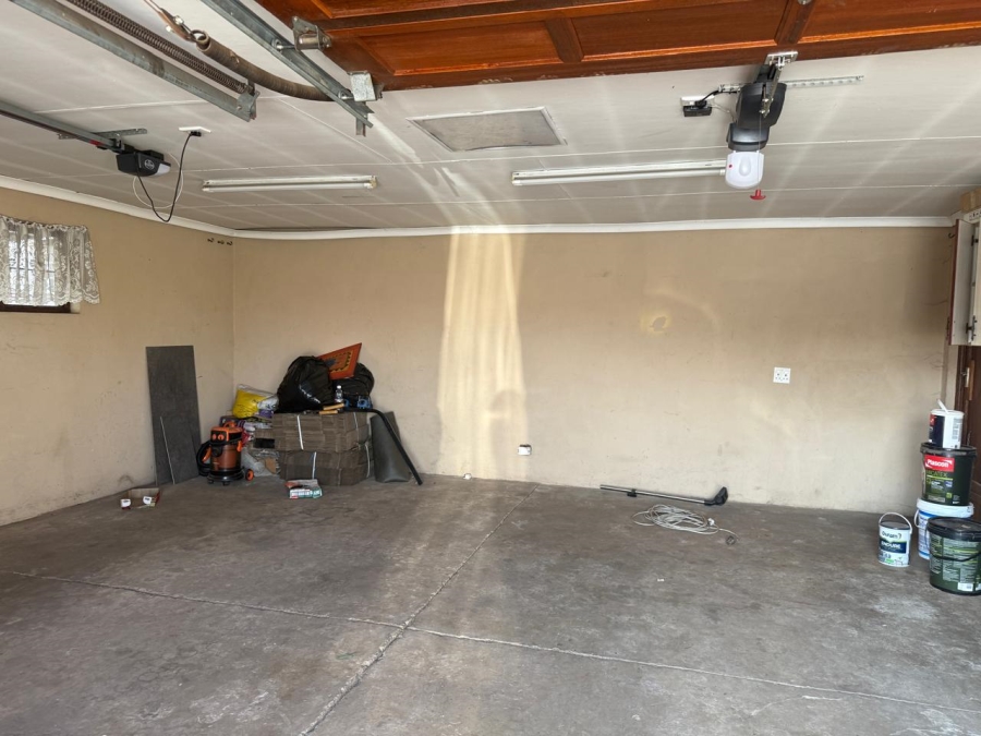4 Bedroom Property for Sale in Aerorand Mpumalanga