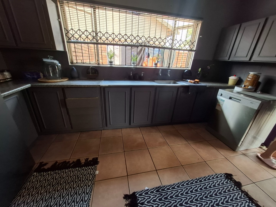 To Let 3 Bedroom Property for Rent in Lydenburg Mpumalanga