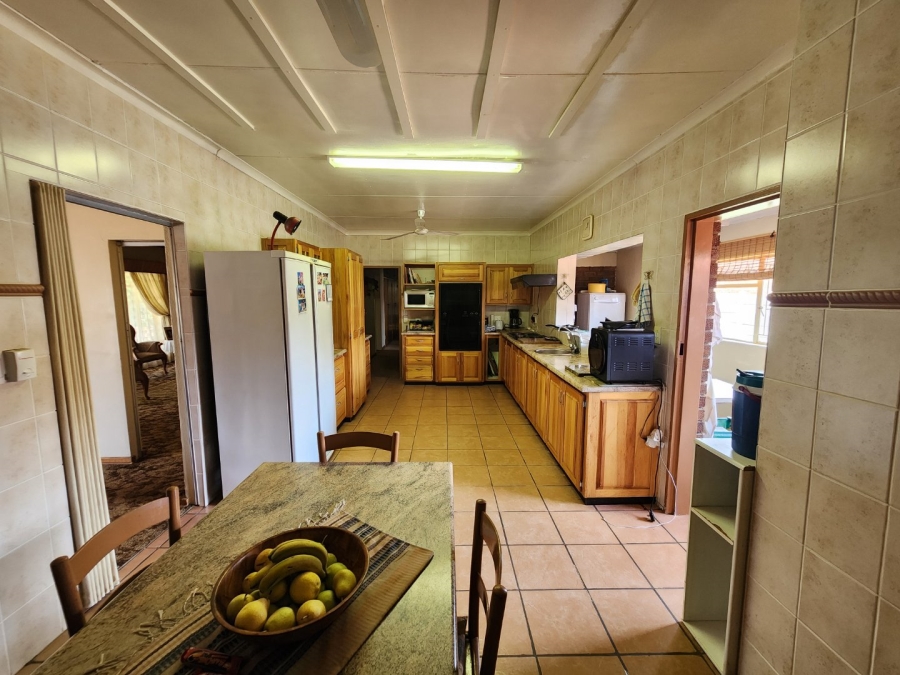 5 Bedroom Property for Sale in Lydenburg Mpumalanga