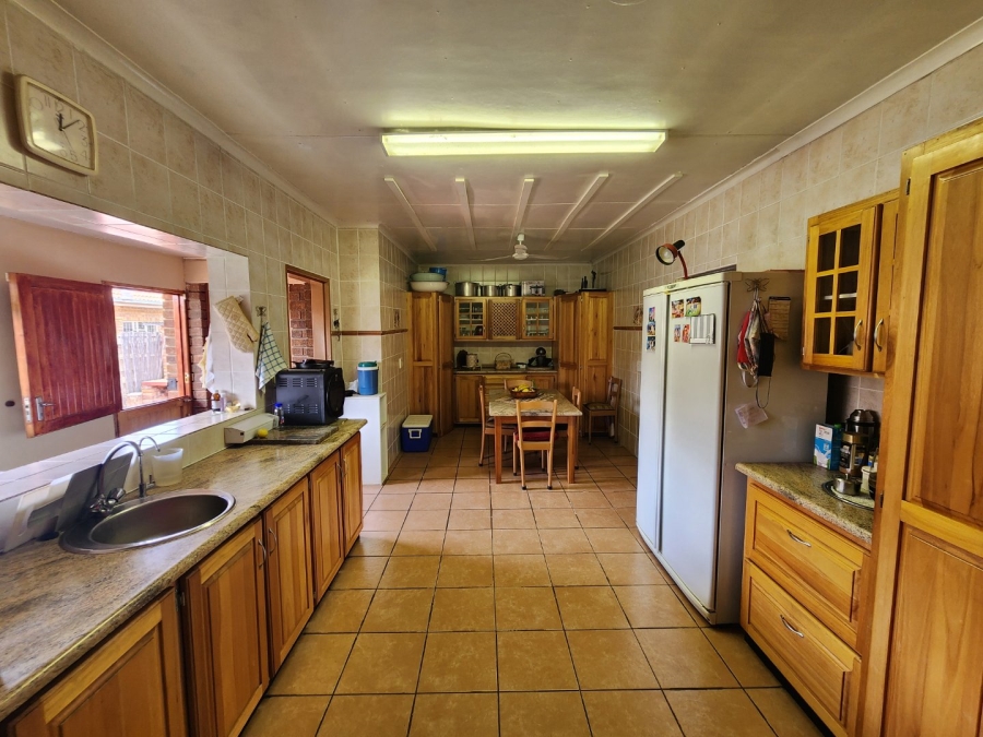 5 Bedroom Property for Sale in Lydenburg Mpumalanga