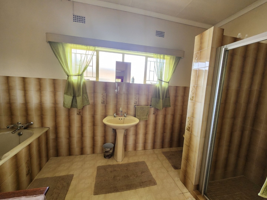 5 Bedroom Property for Sale in Lydenburg Mpumalanga