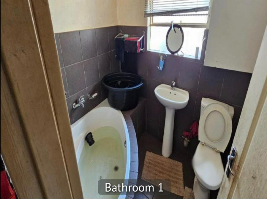 2 Bedroom Property for Sale in Mashishing Mpumalanga