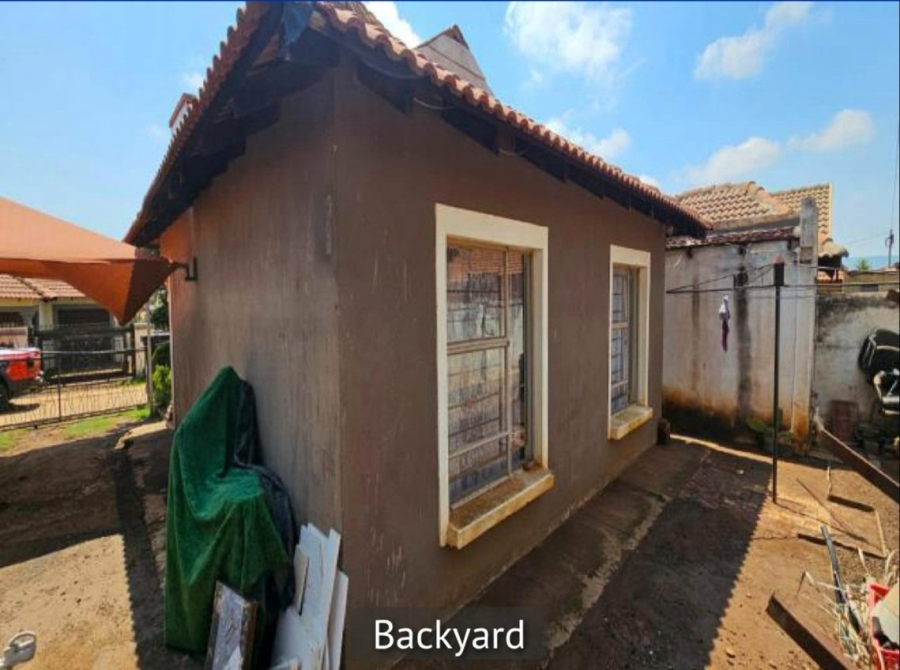 2 Bedroom Property for Sale in Mashishing Mpumalanga