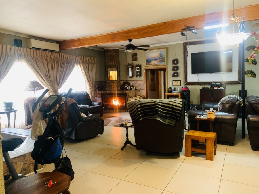 5 Bedroom Property for Sale in Graskop Mpumalanga